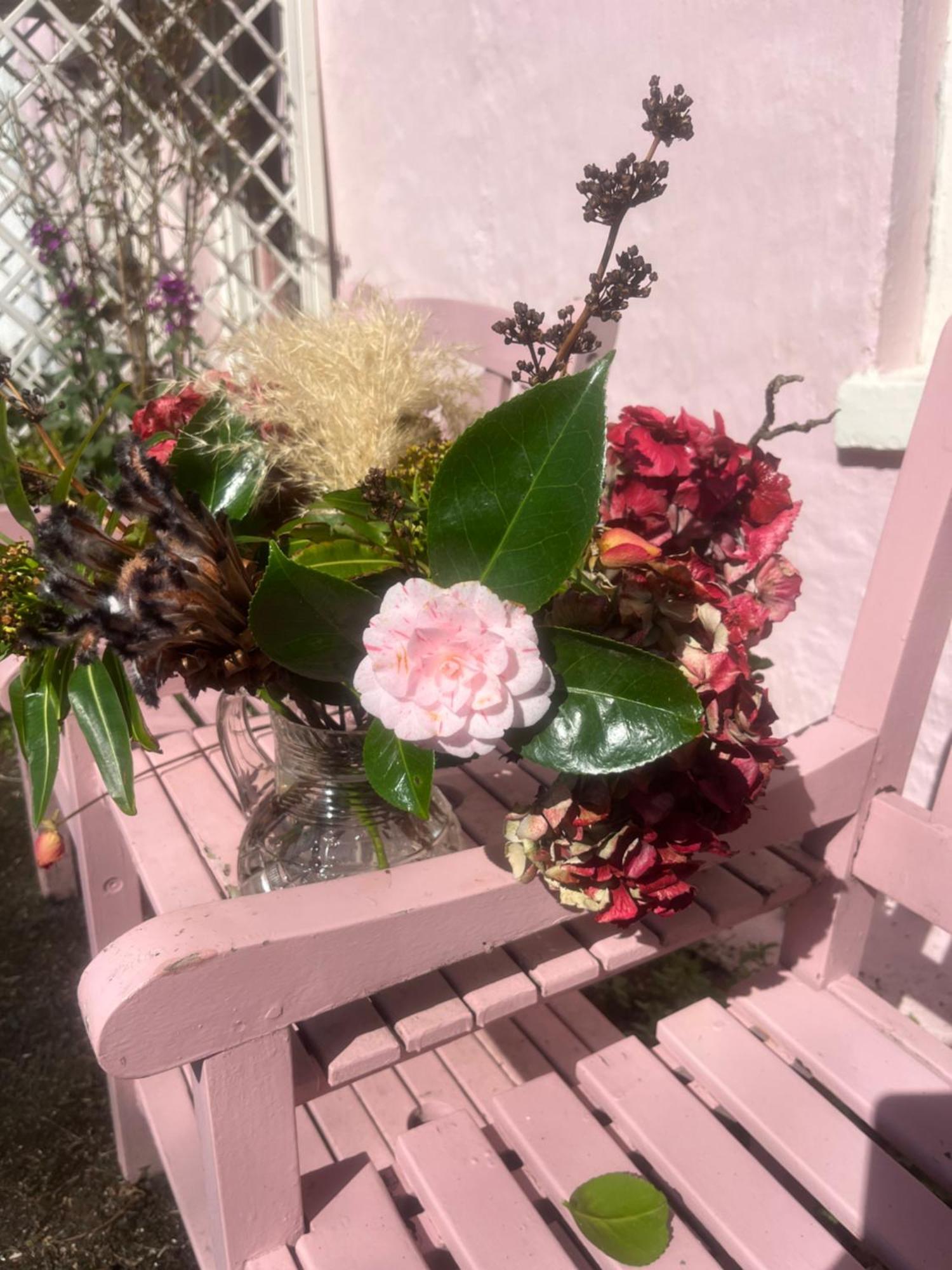 The Pink Cottage Upstairs Suite & Garden Summer Room Whitehead Dış mekan fotoğraf
